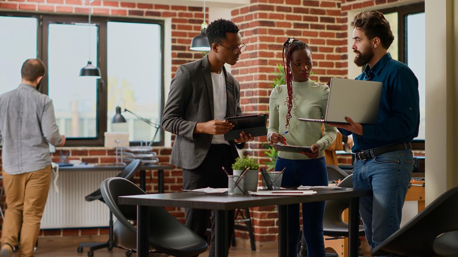 Beyond Break-Fix: The Strategic Value of Enterprise AMCs